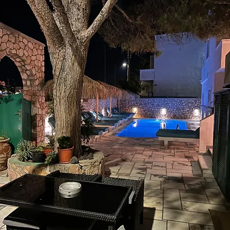 Hotel Santa Magia Kamari (Santorini)