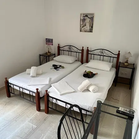 Hotel Santa Magia Kamari (Santorini)