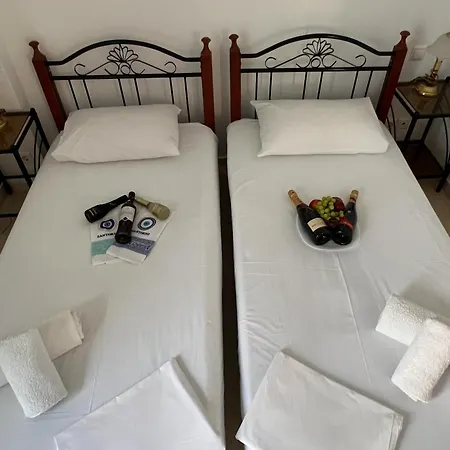 Hotel Santa Magia Kamari (Santorini)