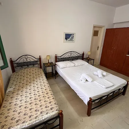 Santa Magia Hotel Kamari (Santorini)
